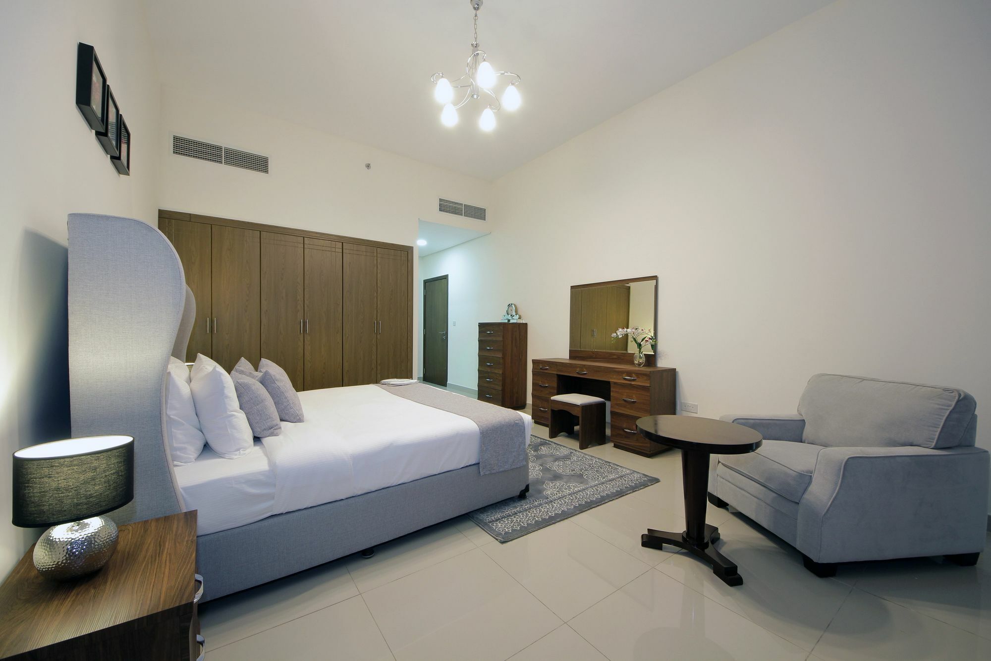 Spacious 2 Bedroom In Al Telal 11, Al Barsha 1 Dubai Exterior foto